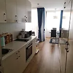 Gh Admiral Apartman *